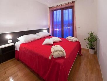 Apartments with parking space Privlaka, Zadar - 23472