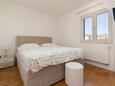 Kaštel Štafilić, Slaapkamer 1 in accommodatietype apartment, airconditioning beschikbaar, huisdieren toegestaan en WiFi.
