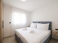 Privlaka, Spálňa 2 v ubytovacej jednotke apartment, klimatizácia k dispozícii a WiFi.