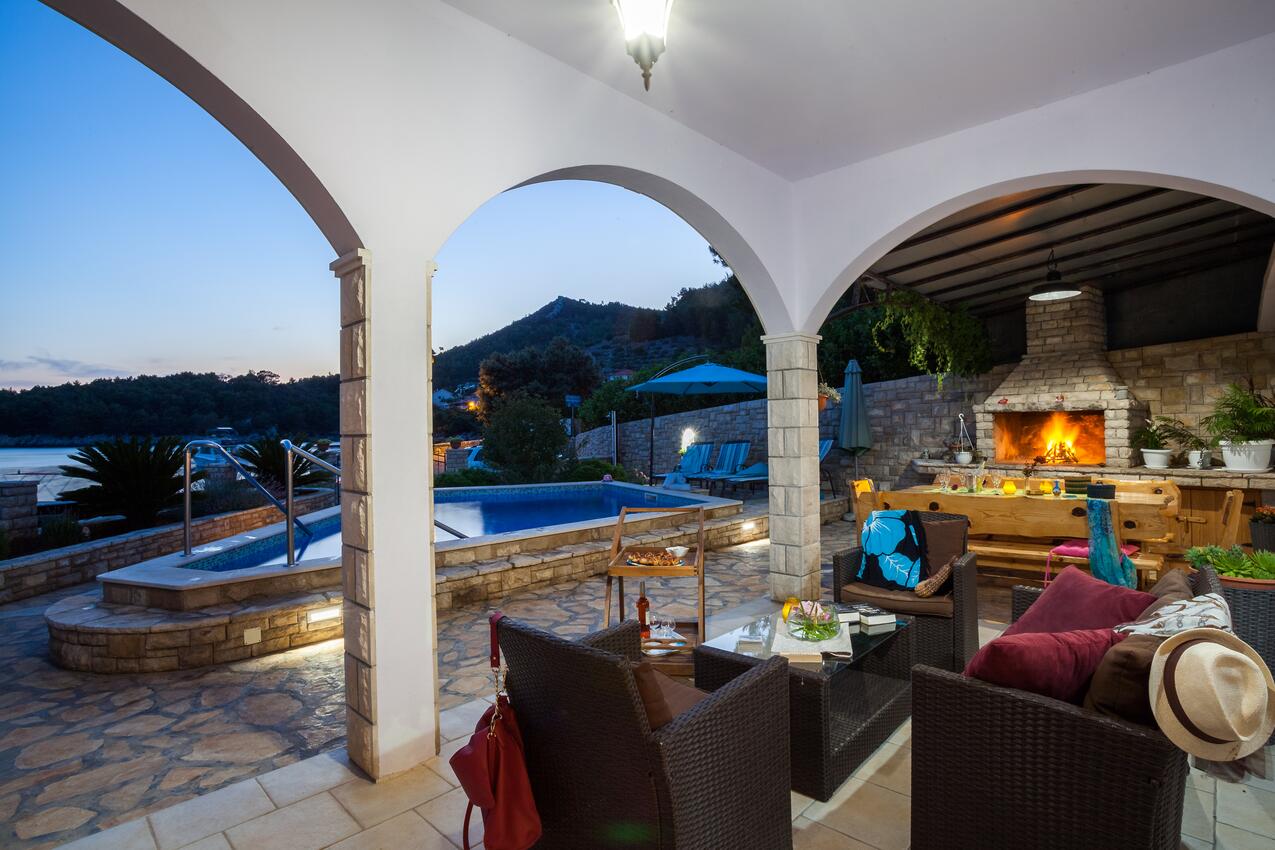 Casa accanto al mare con piscina per famiglia Grscica, Curzola - Korčula - 23487