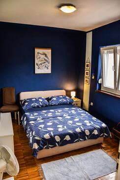 Ferienwohnungen mit Parkplatz Krasica, Rijeka - 23488