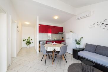 Apartamentos con parking Nin, Zadar - 23493