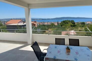 Apartmanok parkolóhellyel Kastel Sucurac, Kastela - 23495 Adriatic.hr