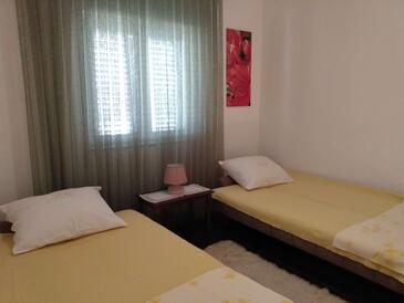 Appartamenti accanto al mare Grebastica, Sebenico - Šibenik - 23496