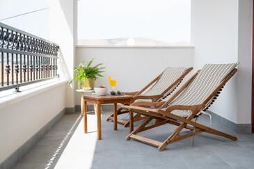 Dvosobni apartman Okrug Gornji, Čiovo (A-23497-a)