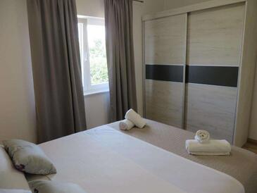 Ház családok részére parkolóhellyel Biograd na Moru, Biograd - 23498