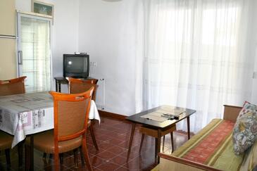 Apartments and rooms with parking space Novi Vinodolski - 2350