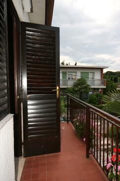 Apartmány a pokoje s parkovištěm  Novi Vinodolski - 2350