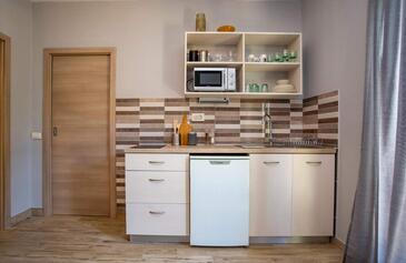 Apartmány s parkovištěm Rovinj - 23505