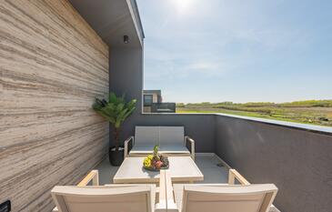 Comfortable and spacious house Privlaka, Zadar (K-23518(