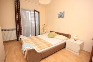 Room Lovran Room Lovran, Opatija (S-2352-f)