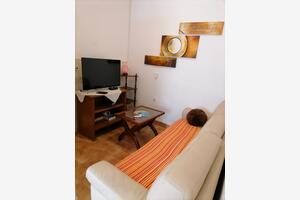 Appartamento di due stanze Lussinpiccolo - Mali Lošinj Appartamento di due stanze Lussinpiccolo - Mali Lošinj, Lussino - Lošinj (A-23520-a)