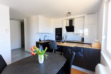 Lägenheter med parkering Zadar - 23525