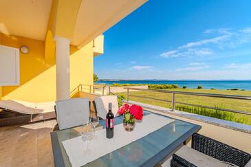 Apartments by the sea Privlaka, Zadar - 23531