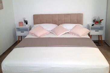 Studio flat Seget Donji, Trogir (AS-23533-a(