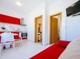 Vrsi, Столовая в размещении типа apartment, Домашние животные допускаются и WiFi.
