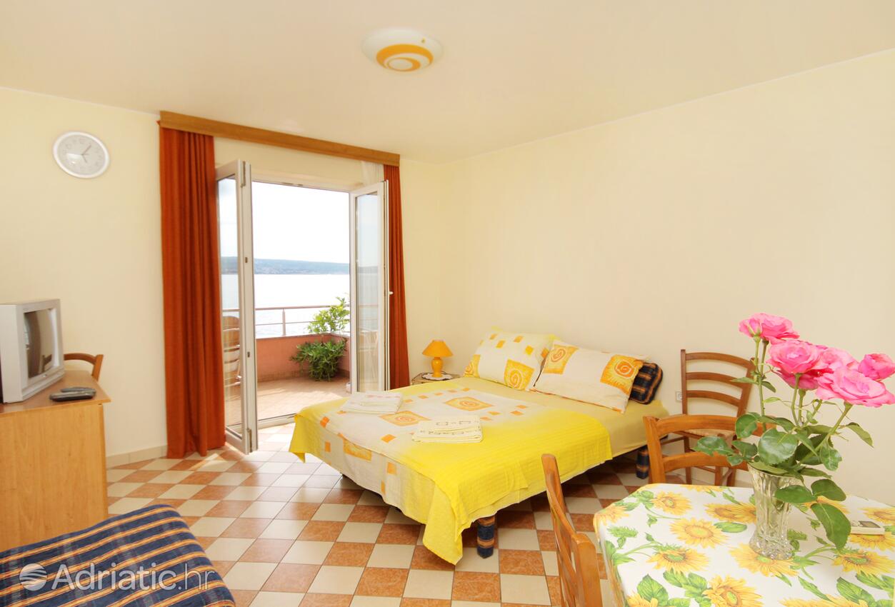 AS-2354-a - Privatni smještaj - Apartmani uz more Crikvenica
