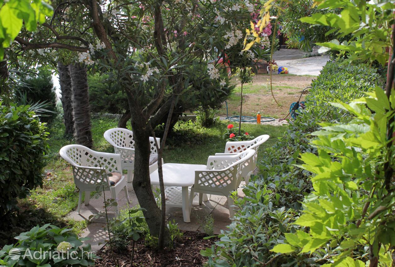 Dvorište - Apartmani uz more Crikvenica