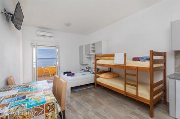 Appartamenti con parcheggio Krvavica, Macarsca - Makarska - 23540