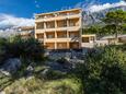 Krvavica, Makarska, Szálláshely 23540 - Apartmanok kavicsos stranddal.