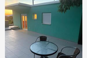 Ferienhaus mit Parkplatz Primorski Dolac, Zagora - 23544