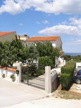 Štinjan, Pula, Hébergement 23546 - Appartement avec une plage de galets.