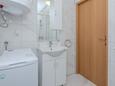 Vir - Lozice, Badkamer in accommodatietype apartment, WiFi.