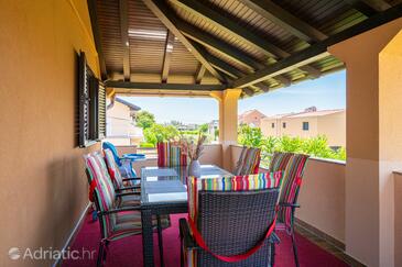 Ferienwohnungen mit Parkplatz Nin, Zadar - 23551