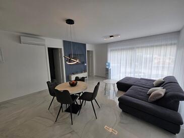 Comfortable and spacious house Seline (Paklenica) (K-23560(