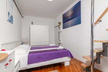 Lägenheter med parkering Porec - 23561