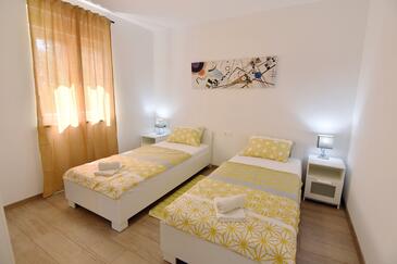 Ferienwohnungen mit Pool für Familien Cepljani, Umag - 23565