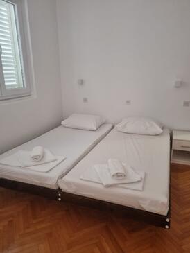 Apartmani s parkingom Novalja, Pag - 23569