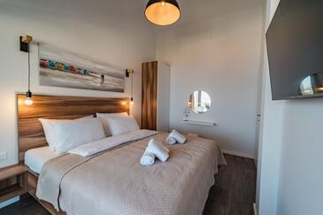 Luxusvilla a tenger mellett medencével Razanj, Rogoznica - 23572