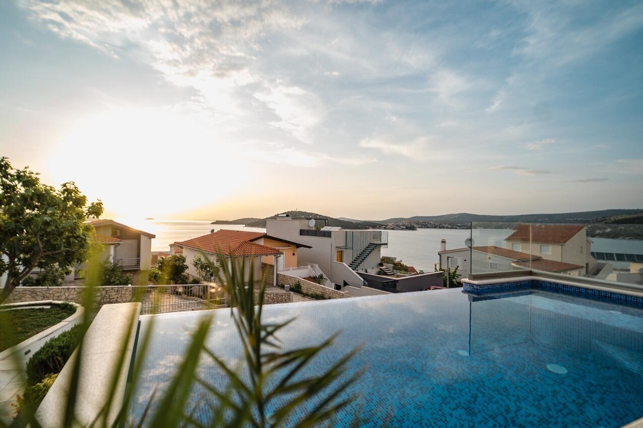 Villa di lusso accanto al mare con piscina Razanj, Rogosnizza - Rogoznica - 23572