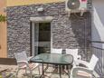 Njivice, Terras in accommodatietype studio-apartment, WiFi.