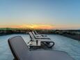 Vir, Terrasse dans l’hébergement en type apartment, avec la vue sur la mer et WiFi.