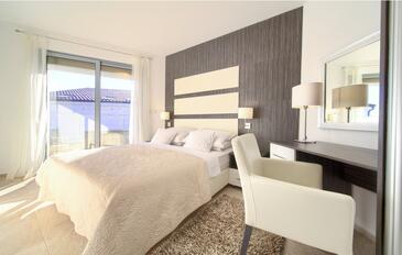 Dom s bazénom Krk - 23580