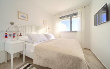 Dom s bazénom Krk - 23580