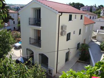 Apartments By The Sea Malinska, Krk - 23583 - Malinska