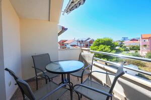 Jednopokojowy apartament Srima - Vodice, Vodice (A-23593-d(