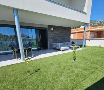 Lejligheder med pool Seline, Paklenica - 23594