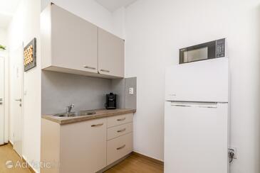 Appartements avec piscine pour les familles avec enfants Pula - 23595