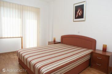 Apartments by the sea Crikvenica - 2360