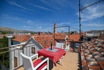 Feriehus ved sjøen Trogir - 23608