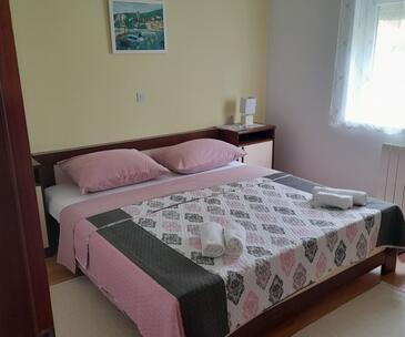 Apartmaji s parkingom Selce, Crikvenica - 2361
