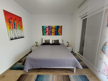 Apartmanok parkolóhellyel Krk - 23610