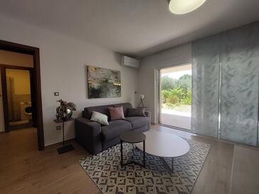 Apartmanok parkolóhellyel Krk - 23610