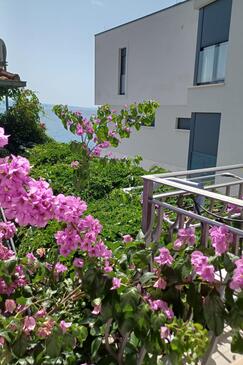 Studio-apartments Omiš, Central Dalmatia