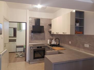 Apartmanok parkolóhellyel Baska, Krk - 23618