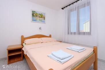 Appartamenti e camere con parcheggio Selce, Cirquenizza - Crikvenica - 2362